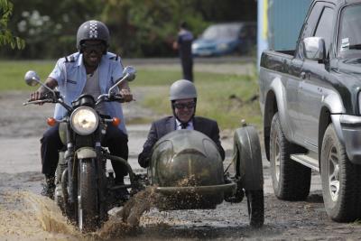meurtres-au-paradis-serie-tv-3-400px